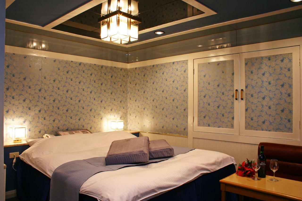 Hotel Chapel Story Sakaihigashi (Adults Only) ซาคาอิ ภายนอก รูปภาพ